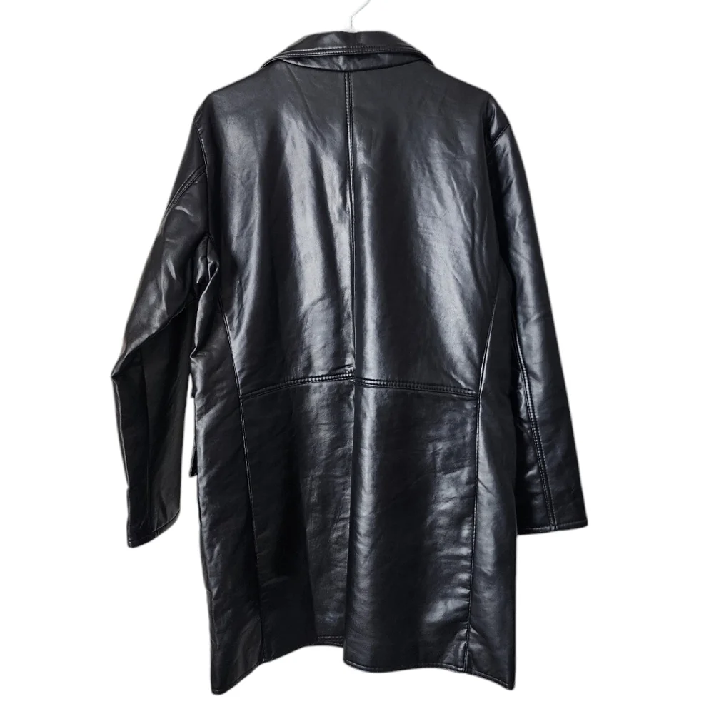 COLLECTION V x VINTAGE Leather‎ Trench Medusa head logo buttons in black leather